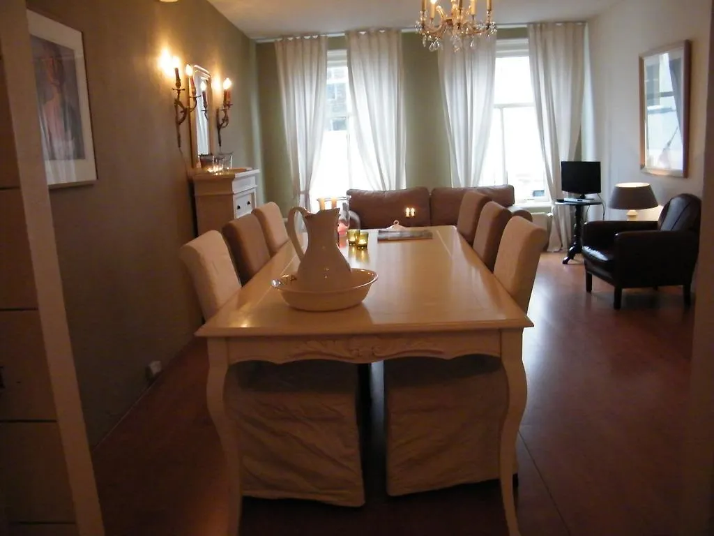 La Perle Apartment Utrecht 0*,