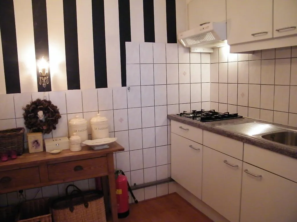 La Perle Apartment Utrecht 0*,  Netherlands